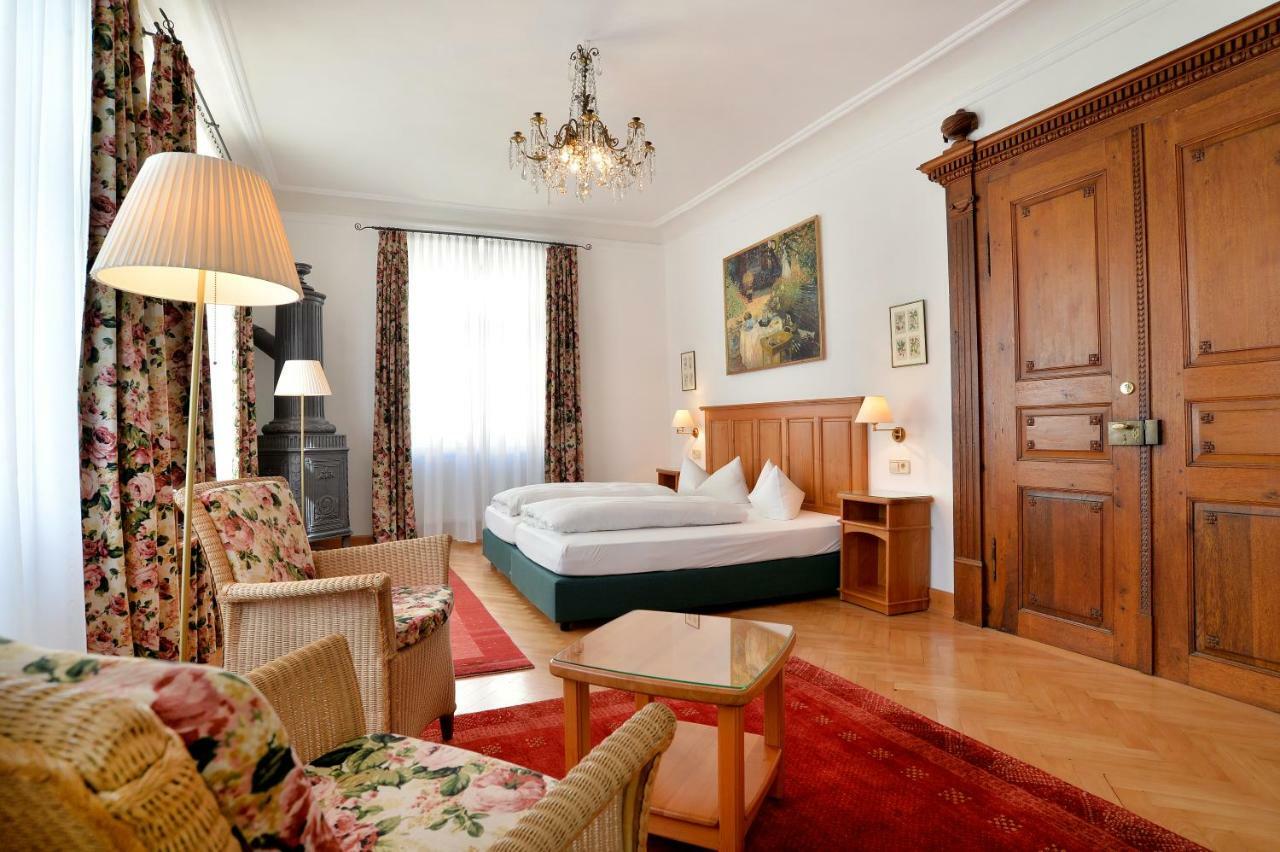 Hotel Haus Lipmann ไบล์ชไตน์ ภายนอก รูปภาพ